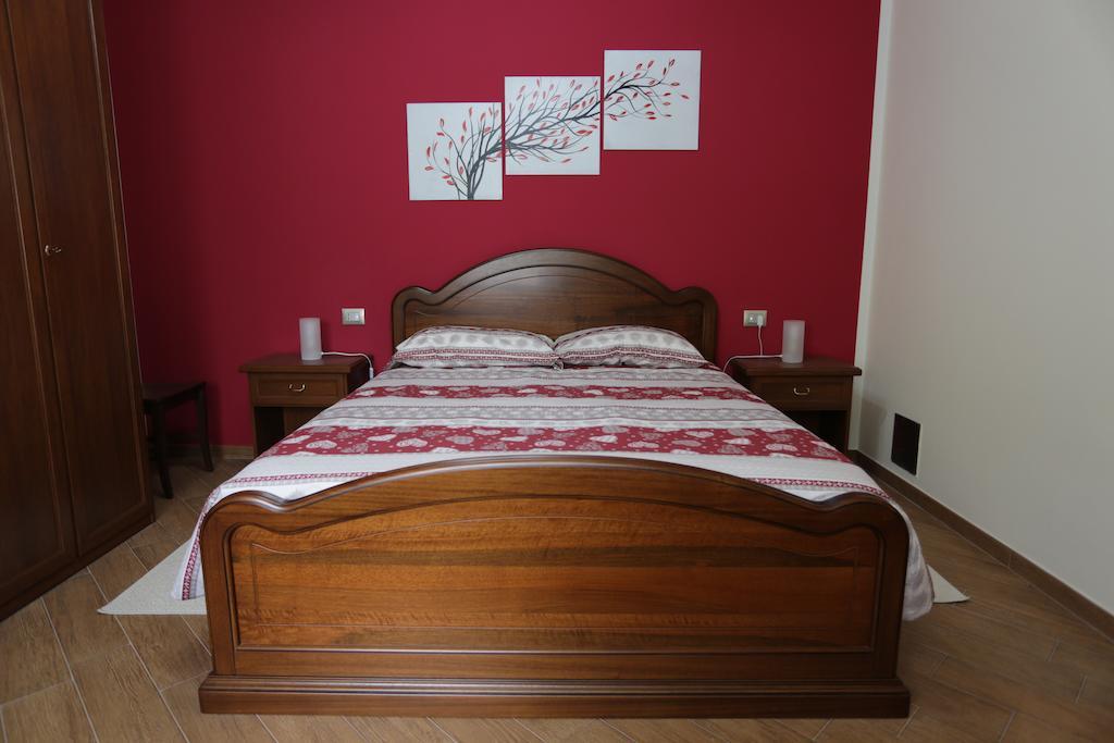 Bed and Breakfast Mandoue Пон-Сен-Мартен Номер фото
