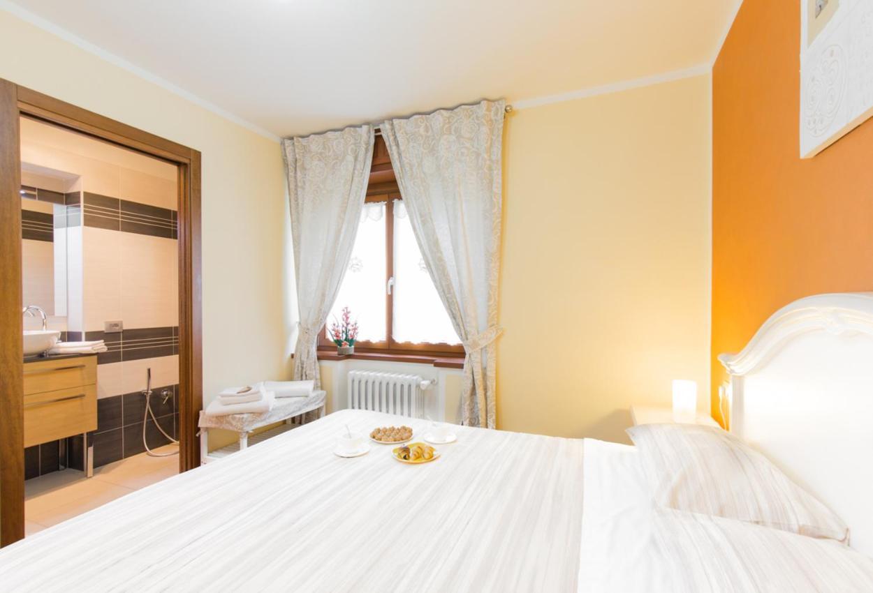 Bed and Breakfast Mandoue Пон-Сен-Мартен Экстерьер фото
