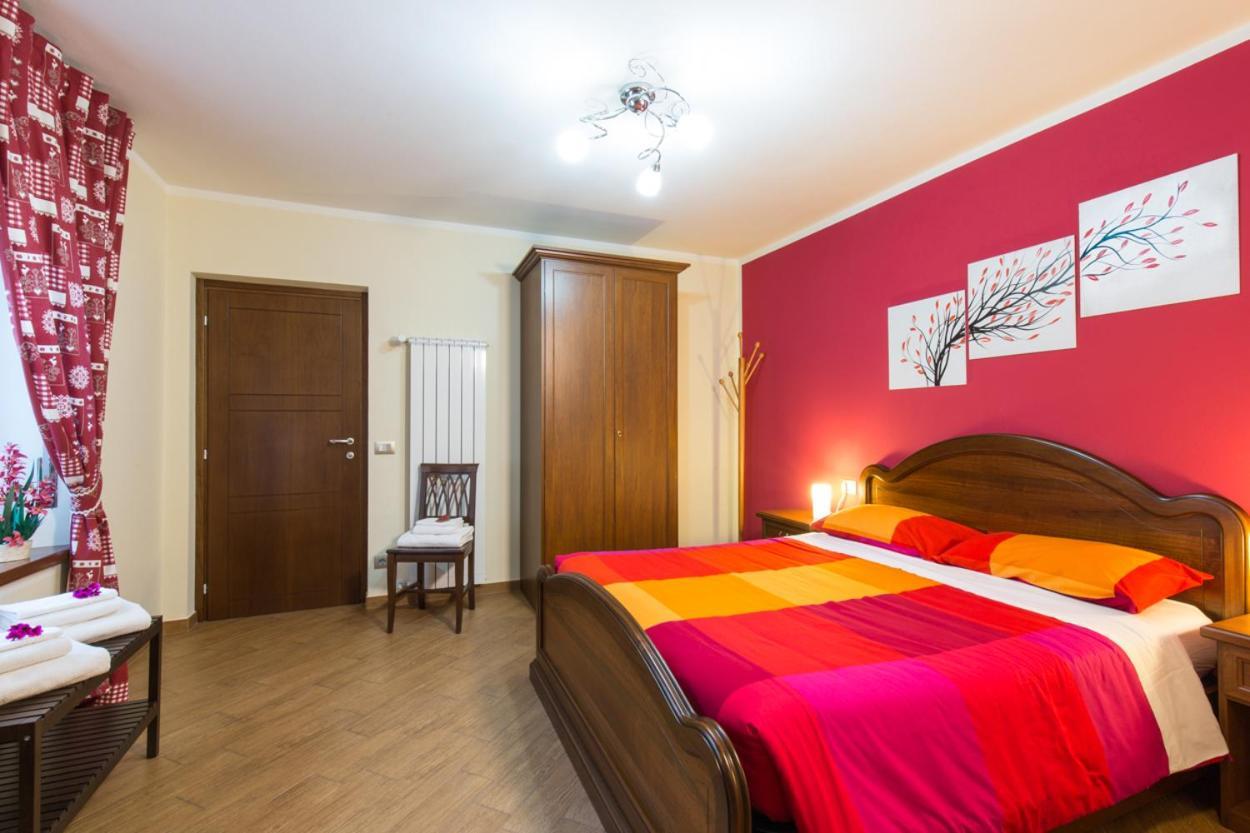 Bed and Breakfast Mandoue Пон-Сен-Мартен Экстерьер фото